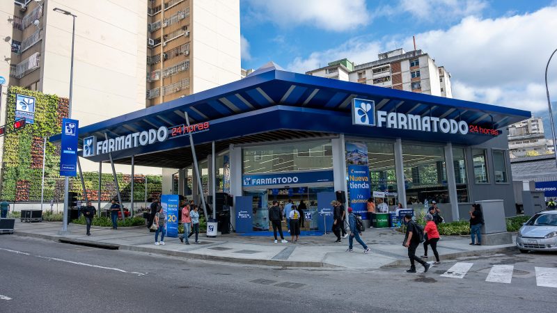 Farmatodo fortalece su presencia en el centro de Caracas